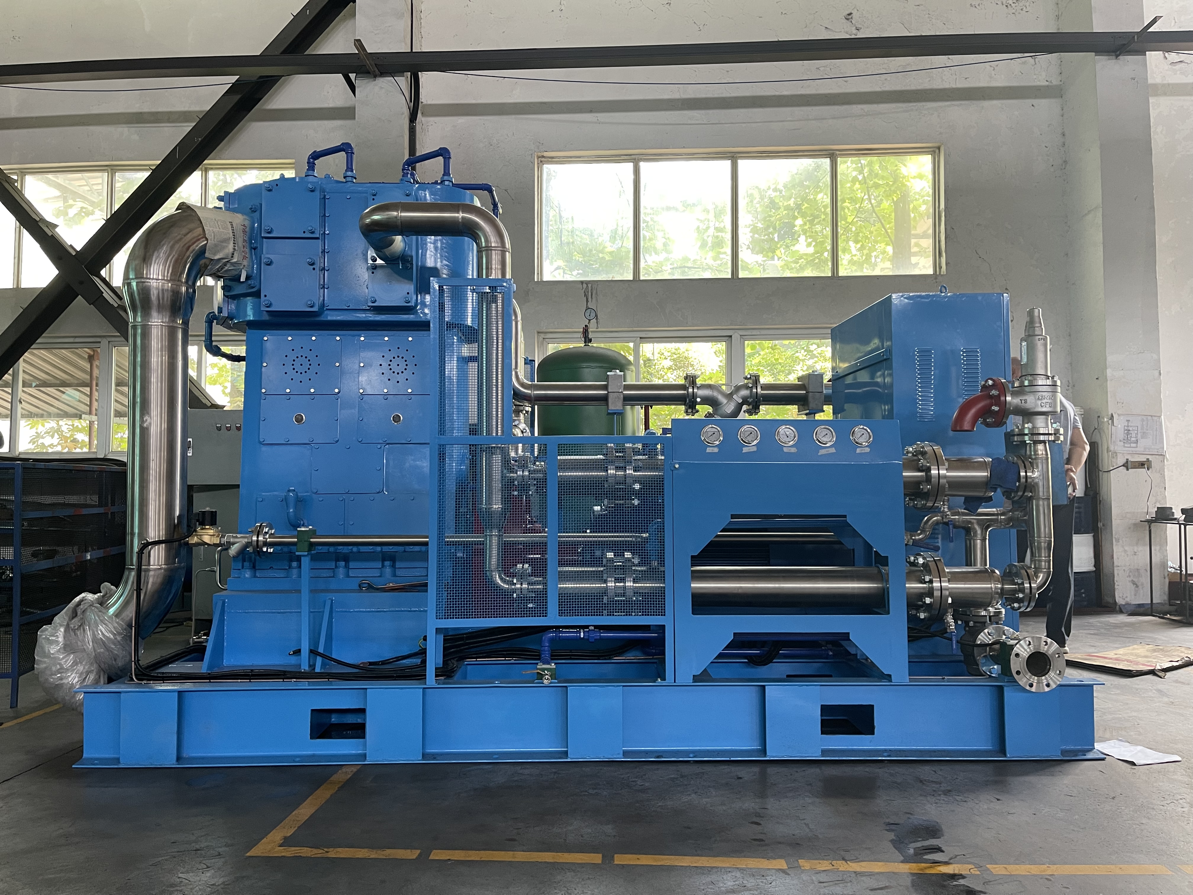 E0ADE51A2C413B8B5D82AFE0A401906